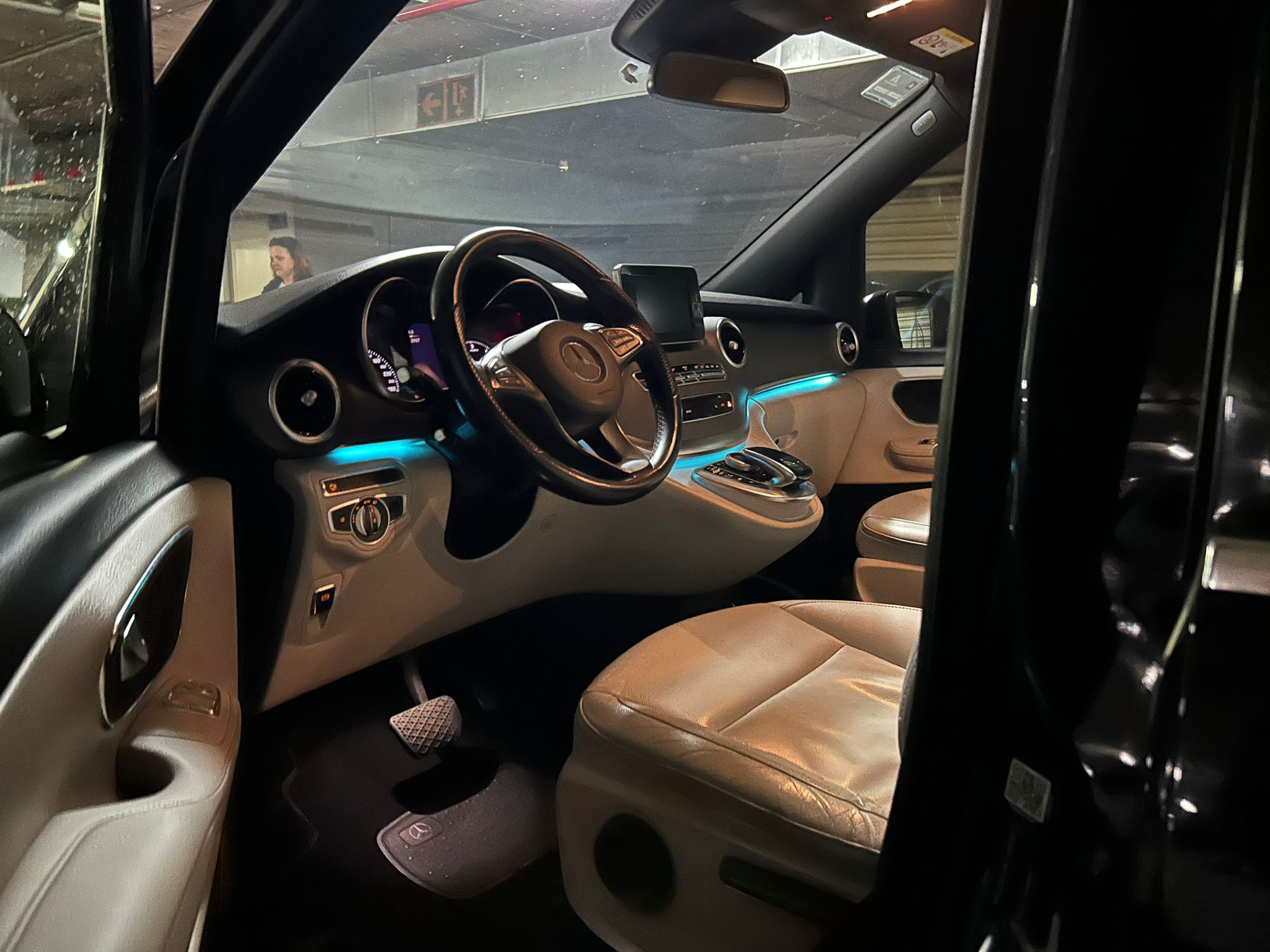 Mercedes Clase V asientos delanteros